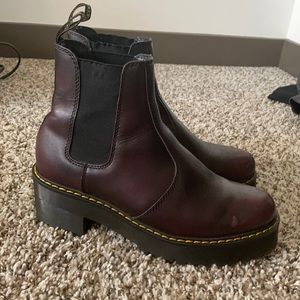 Dr marten Chelsea platform boots
